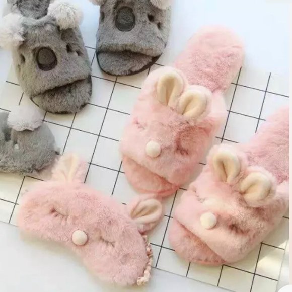 Matching set: eye mask & sleepers - Picture 3 of 5